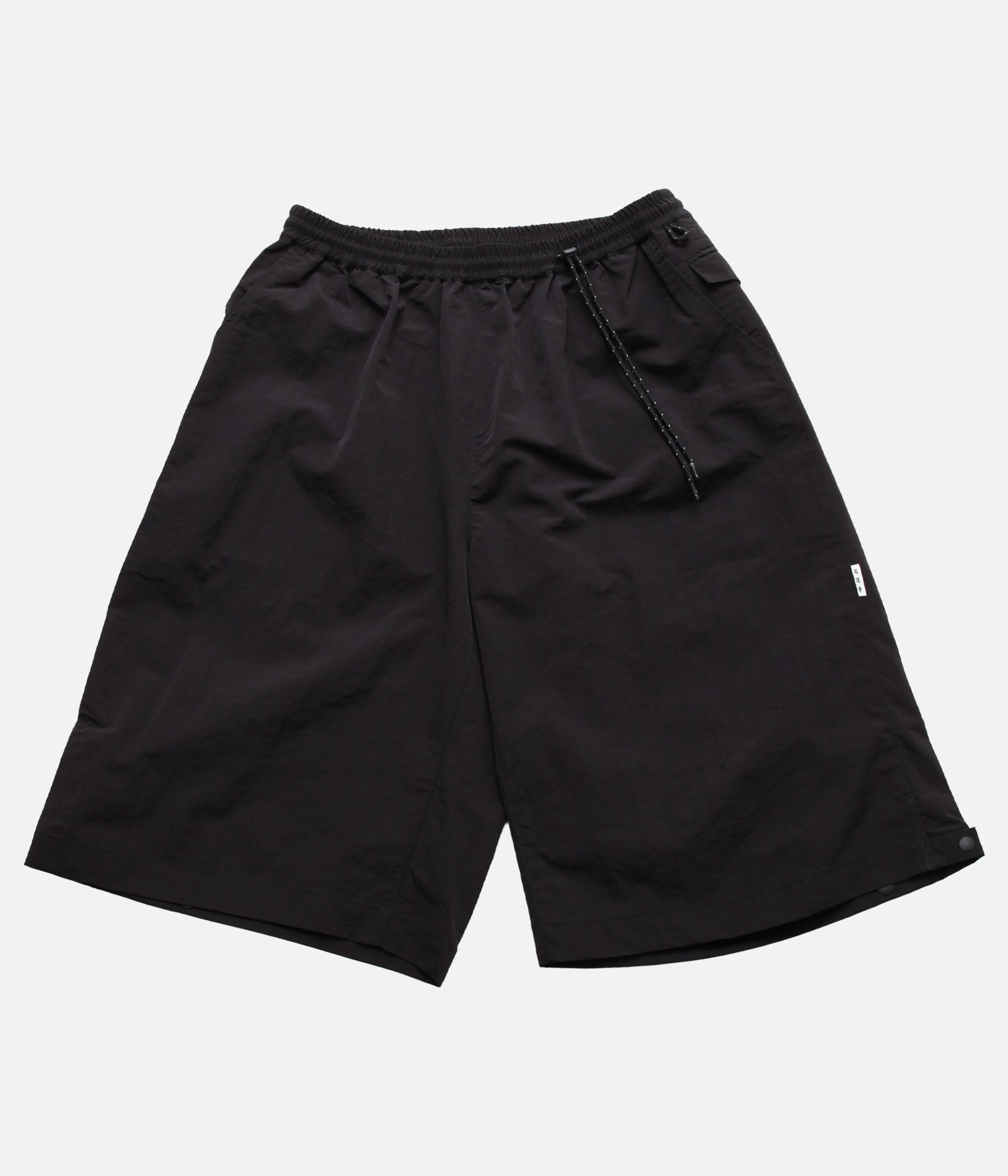 迷迭香 / NYLON HARVEST LOOSE SHORTS 26SS (BLACK) – LAFUNQUE