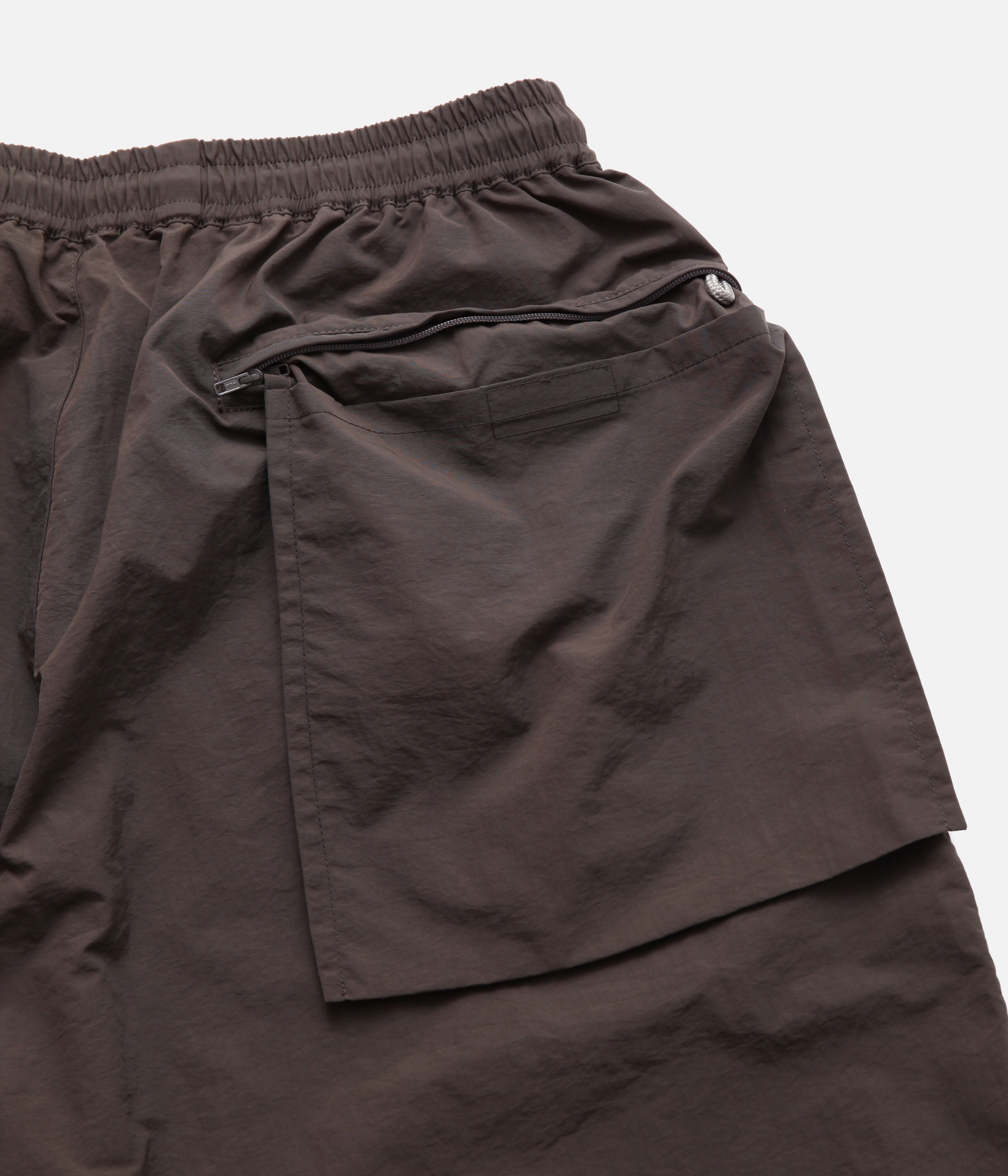 迷迭香 / NYLON HARVEST LOOSE SHORTS (DGR) – LAFUNQUE