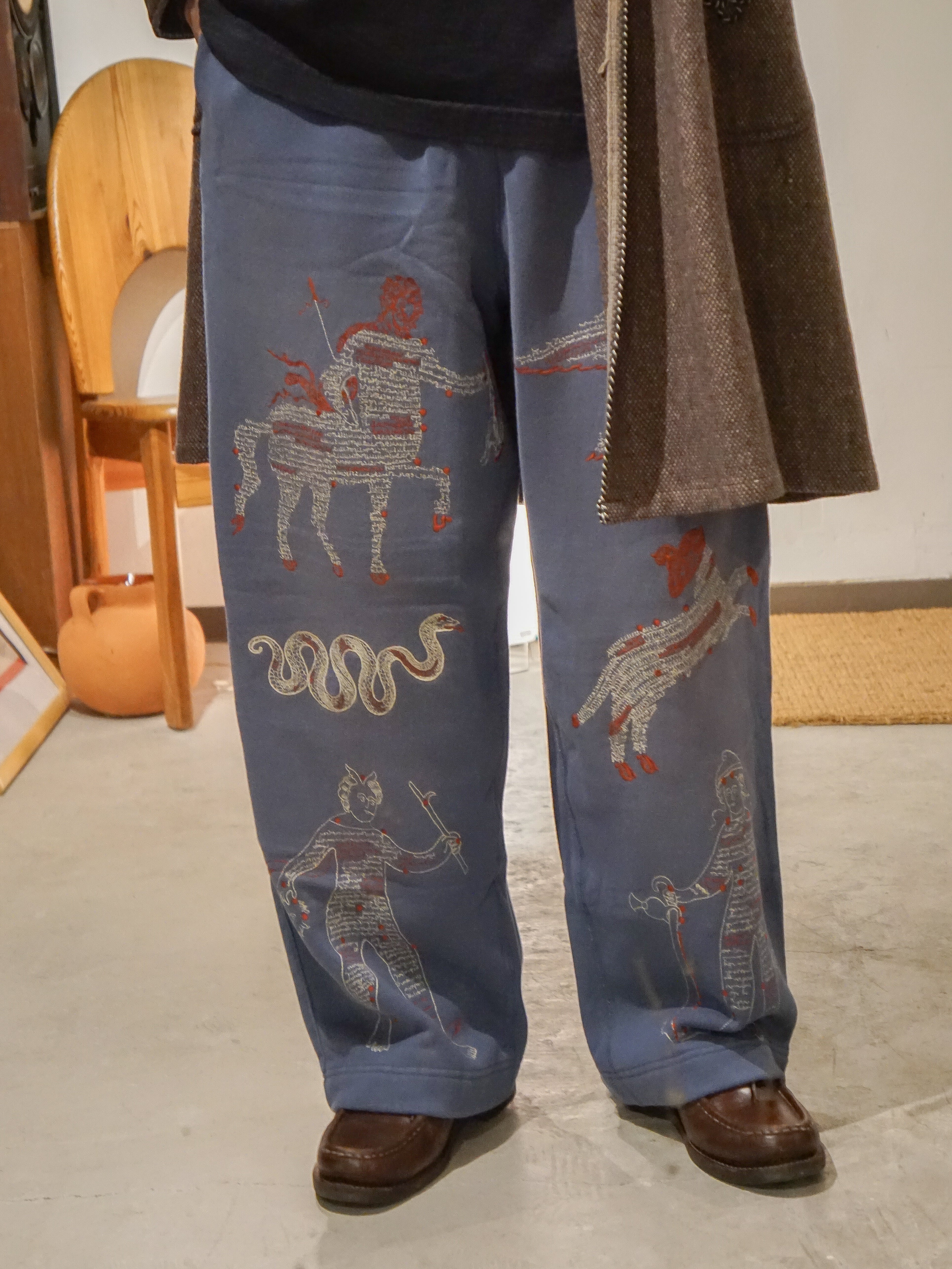 Samuel Zelig / MEDIEVAL SWEAT PANT (POWDER BLUE) – LAFUNQUE