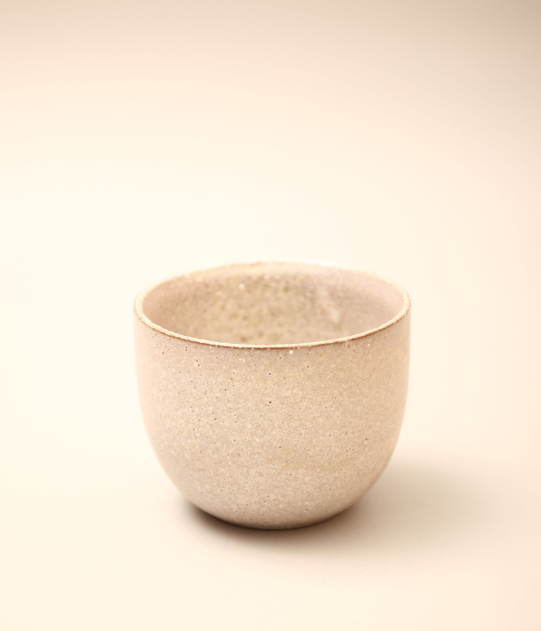 REDUCTION FACTORY / ROUND LATTE CUP(RABBIT WHITE)