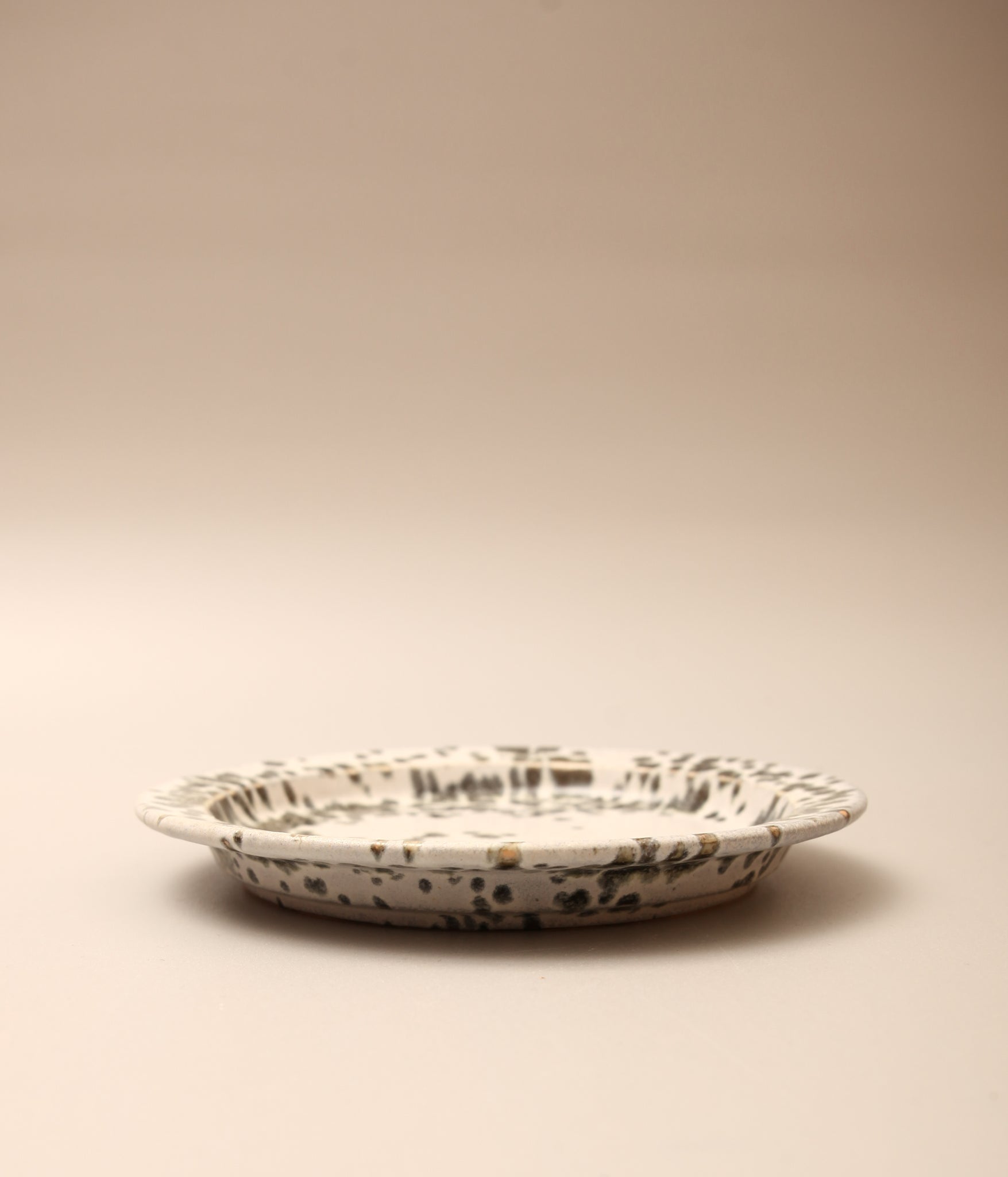 REDUCTION FACTORY / ANGULAR PLATE S (COOL WHITE)